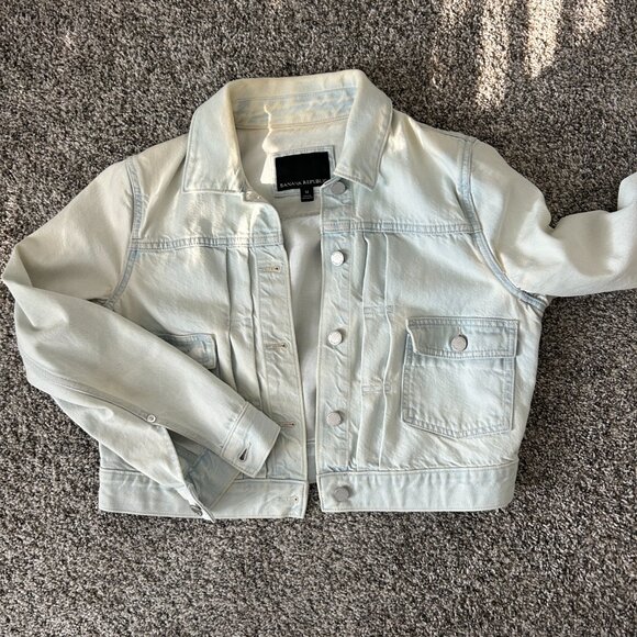 Madewell light wash cropped denim jacket, size M - Picture 2 of 2